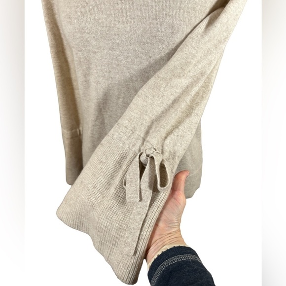 Saks Fifth Avenue Cashmere Sweater XS Bell Tie Sleeves - Picture 4 of 7